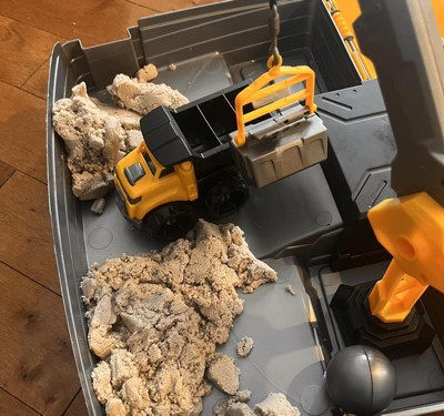 Kinetic Sand Construction Site Folding Sandbox Playset with Vehicle