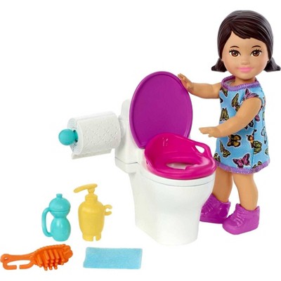 Naleving van bijvoeglijk naamwoord verdacht Barbie Skipper Babysitters Inc Doll Set With Toilet : Target