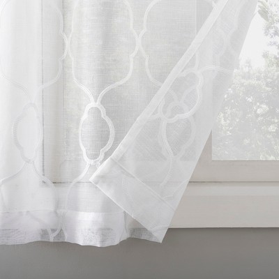 White Light-Filtering Embroidered Polyester Kitchen Curtain Set
