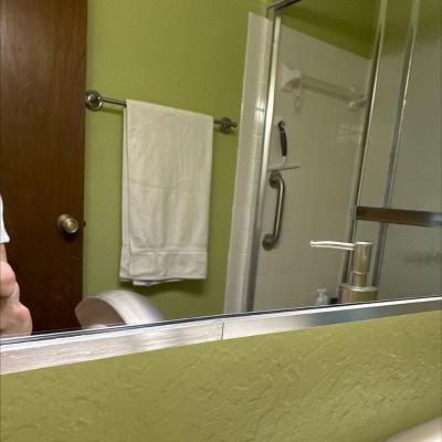 Guest review image 1 of 2, zoom in