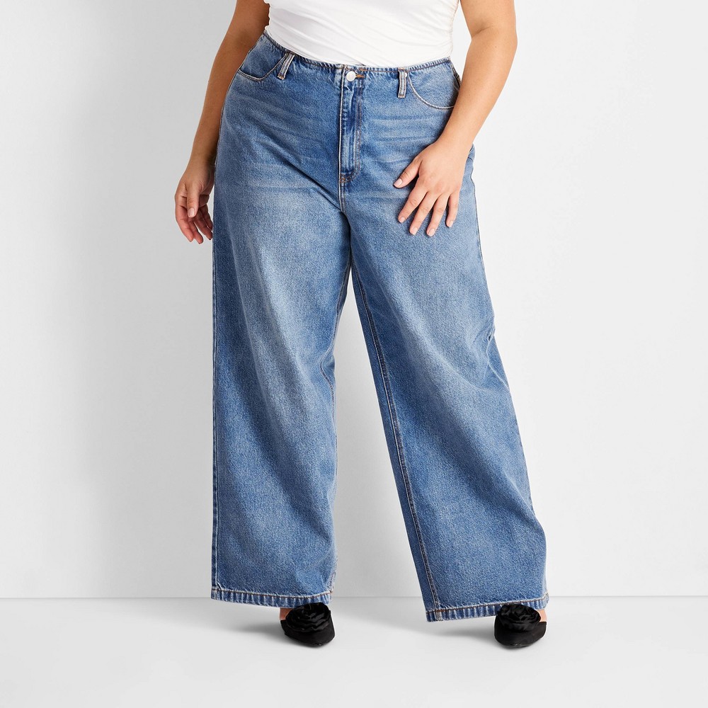 Womens Mid-Rise Wide Leg Jeans