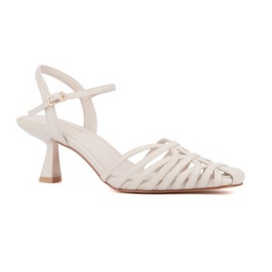 Torgeis Women's Zaida Kitten Heel Pump - 1 of 4