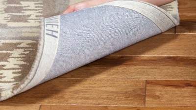 Ivory Elegance Hand-Tufted Wool and Viscose 5' x 8' Area Rug