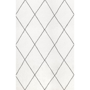 Arvin Olano x Rugs USA - Addy Trellis Machine Washable Shag Indoor Area Rug - 1 of 4