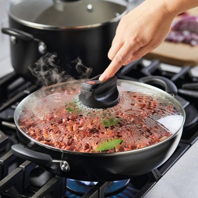 Black Aluminum Nonstick Everything Pan with Lid and Handles
