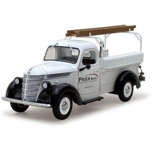 Toy international store pickup trucks