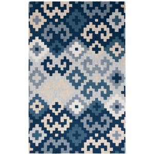 Metro MET380 Hand Tufted Indoor Rugs - Safavieh - 1 of 4
