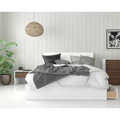 Queen 3pc Sahara Platform Bed Bundle White/Walnut - Nexera