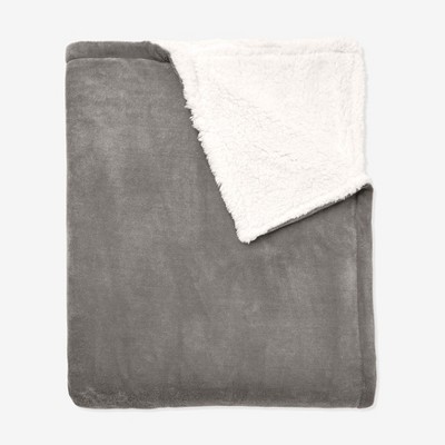 BrylaneHome BH Studio High Pile Fleece Microfleece Blanket