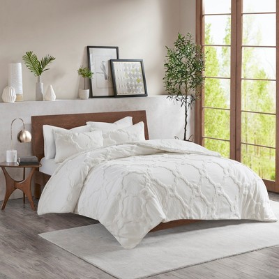 Full White Cotton Tufted Geometric Comforter Set