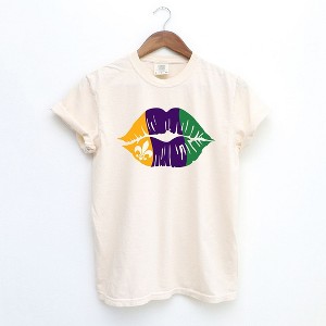 Simply Sage Market Women's Mardi Gras Lips Short Sleeve Graphic Tee - 1 of 3