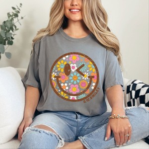 Simply Sage Market S.W.Smiley Groovy Floral Outline Garment Dyed Tee - 1 of 4