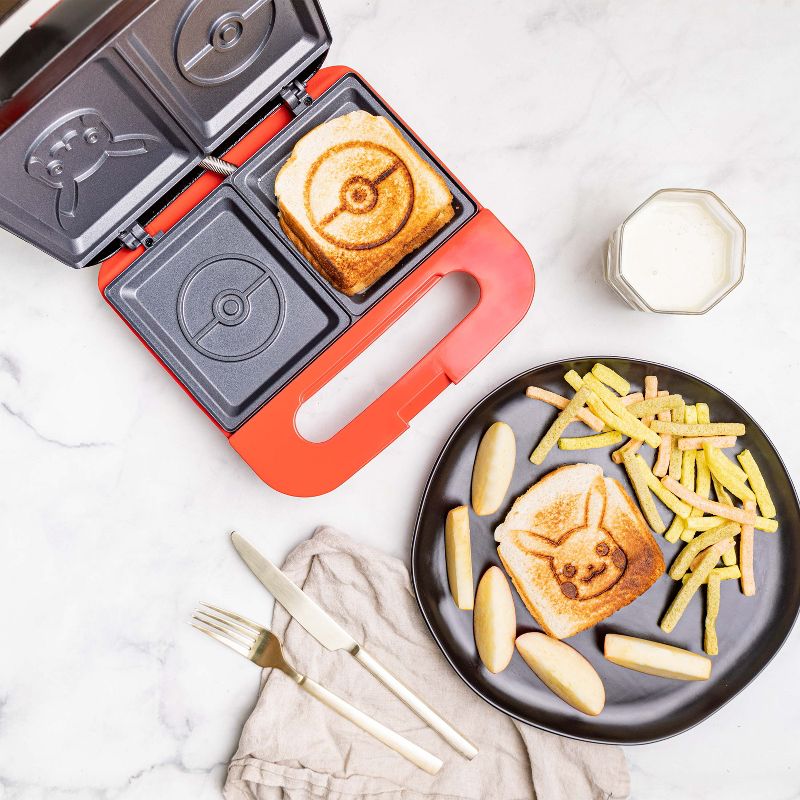 Uncanny Brands Pokemon Grilled Cheese Maker, 3 of 8