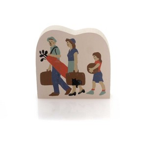 Cat's Meow Village 1.75 In On Vacation , Accessory Retired 1991 (PC) - 1 of 1