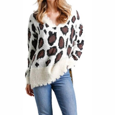 Women's Fuzzy Leopard Sweater - umgee