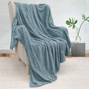 PAVILIA Super Soft Fleece Flannel Ribbed Striped Throw Blanket, Luxury Fuzzy Plush Warm Cozy for Sofa Couch Bed