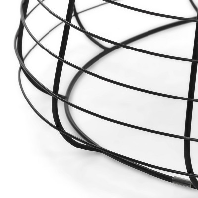 Modern Farmhouse 24'' Round Coffee Table with Distressed Wood and Black Metal