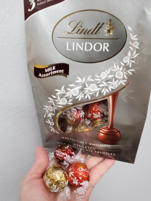 Lindt Lindor Assorted 5 Flavor Chocolate Candy Truffles - 15.2 Oz. : Target