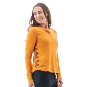 Aventura Clothing Women's Willow Henley - 1 of 4