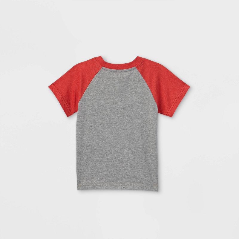 Toddler Boys&#39; Marvel Superheroes Pocket Short Sleeve T-Shirt - Cream 5T, 2 of 3