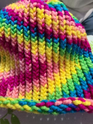  Style Me Up: Rainbow Knit Kit, Fun, Interactive Way for Kids to  Learn The Art of Loom Knitting, Easy to Follow Color Instructions, for Ages  8 and up : Arts, Crafts