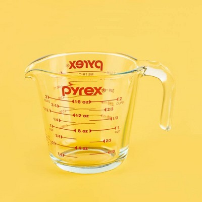Pyrex 3-Piece Clear Glass Measuring Cup Set with Red Markings