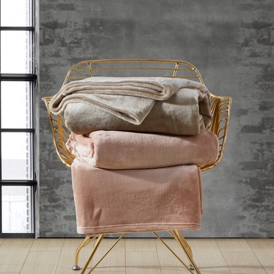 Luxe Cozy King Fleece Blanket in Plush Pink