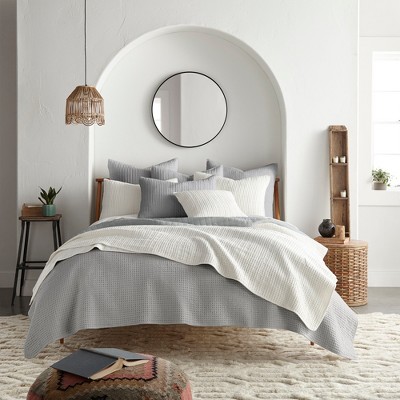 Gray Twin Microfiber Waffle Quilt and Sham Set