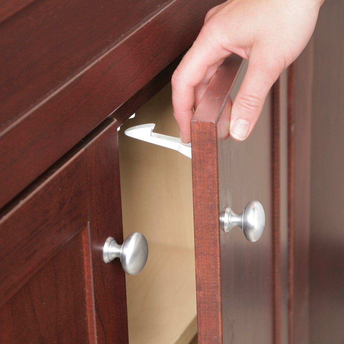 Safety 1st Spring-Loaded Cabinet & Drawer Latches - 10pk - thumbnail 4