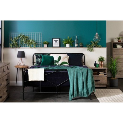 Sazena Queen Black Metal Geometric Platform Bed Frame