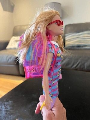 Barbie Clothes, Deluxe Bag with School Outfit and Themed Accessories