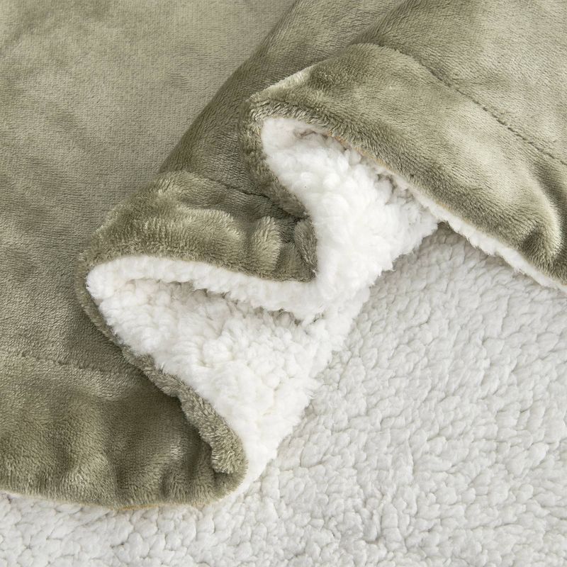 Cozy Solid Plush with Shearling Reverse Bed Blanket - Isla Jade, 3 of 8