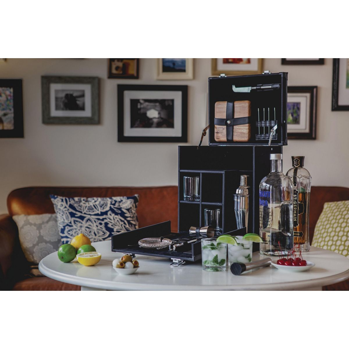 Legacy Hamilton Portable Cocktail Bar Case with Cocktail Shaker Set - thumbnail 4