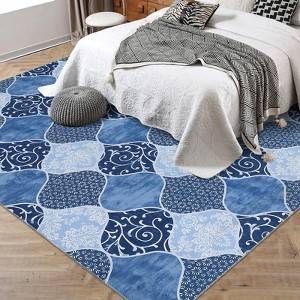 Geometric trellis rug. Modern neutral, farmhouse style. Washable, non-slip, low-pile chenille. For living rooms, bedrooms, dining rooms, offices - 1 of 4