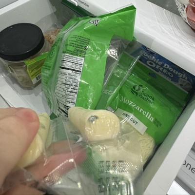 Low-moisture Part-skim Mozzarella String Cheese - 24oz/24ct - Good ...