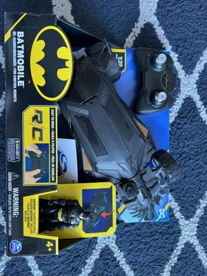 BATMAN - BATMOBILE RC 1-20 + FIGURINE articulée 10 CM Batman