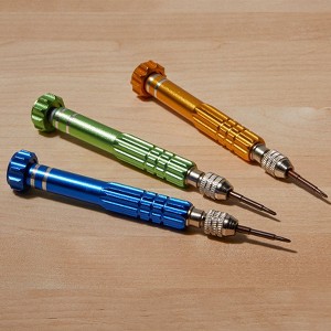The Lakeside Collection Set of 3 Mini Screwdrivers - 1 of 2