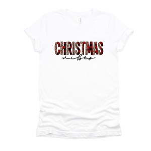 Simply Sage Market Leopard Plaid Christmas Vibes Short Sleeve Tee - M - White - 1 of 4