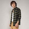 Campus Sutra Men Men's Midnight Black & Sage Green Brushed Buffalo Check Shirt - 3 of 4
