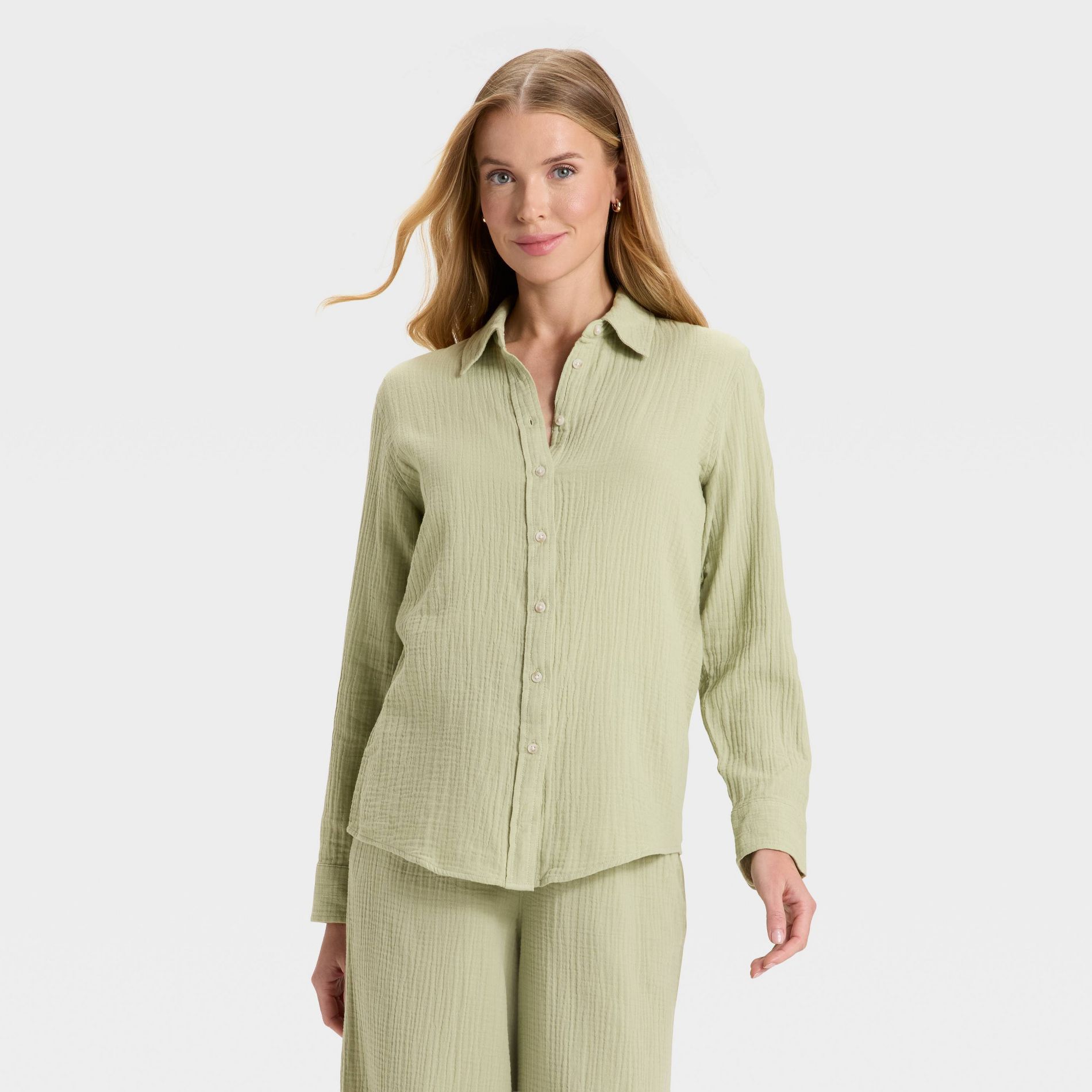 Women's Long Sleeve Gauze Collared Button-Down Shirt - Universal Thread™ Olive Green L