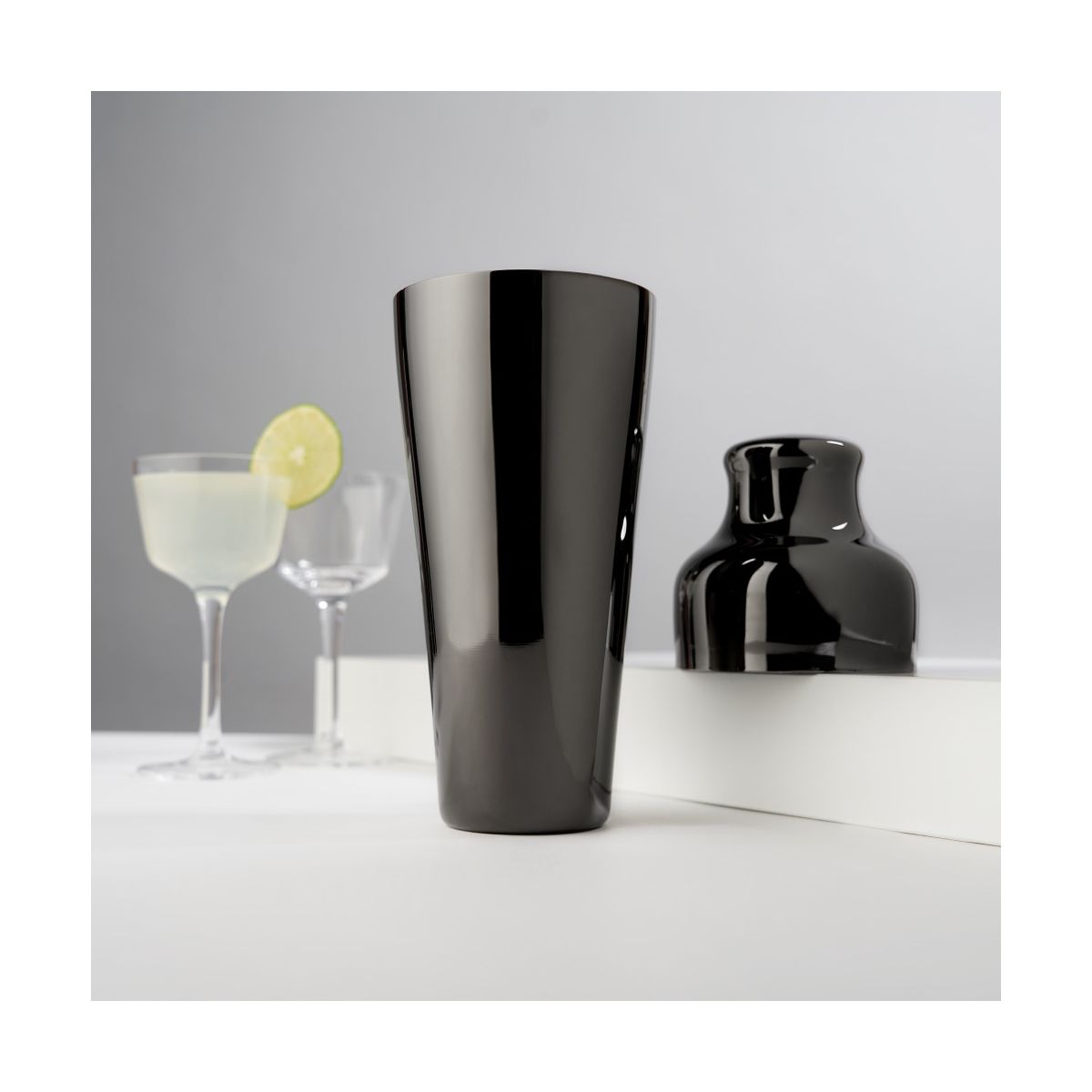 Viski Parisian Cocktail Shaker - 25 Oz Set of 1 - thumbnail 7