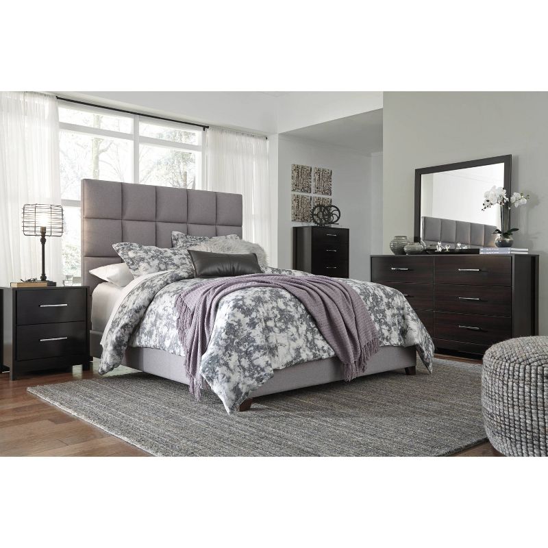 Dolante Upholstered Bed Gray - Signature Design by Ashley, 6 of 9