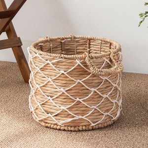 Gulches Round Water Hyacinth Woven Basket with Handles£¬Natural Brown£¬For Clothes, Towels, Canvas, Toys and Magazine Storage and Home Decoration - 1 of 4