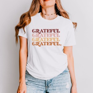 Simply Sage Market Grateful Stacked Short Sleeve Tee - S - White - 1 of 4