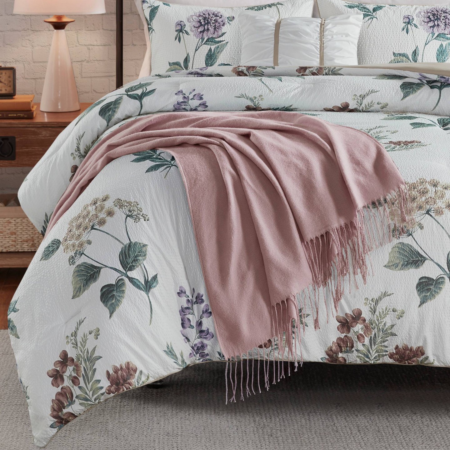 Комплект с одеялом Madison Park Full/Queen 7pc Benita Print Seersucker Comforter Set with Throw Blanket Taupe: Hypoallergenic Floral Bedding, цвет: С принтом — фото 5