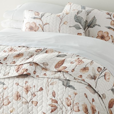 Becky Cameron Ultra-Soft Quilt Set – Lightweight Microfiber Coverlet in Russet Floral Pattern by Becky Cameron, Russet Floral Natural, Full/Queen — фото 5