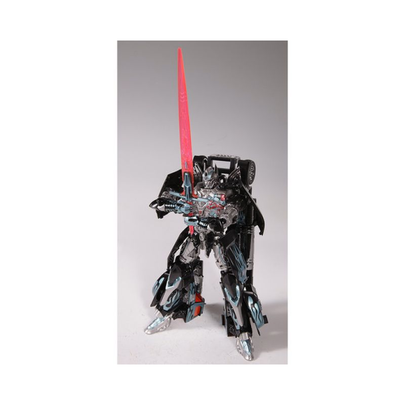 AD-31EX Black Knight Optimus Prime Exclusive | Transformers Age of Extinction Lost Age Action figures, 3 of 7