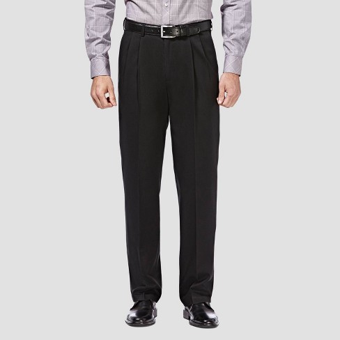 Essentials Men's Classic-fit Wrinkle-Resistant Pleated Chino Pant