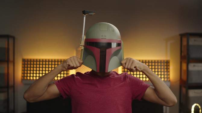 Star Wars Boba Fett Electronic Mask, 2 of 8, play video
