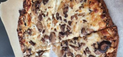 Real Good Foods Truffle & Mushroom, Superfood Crust Pizza